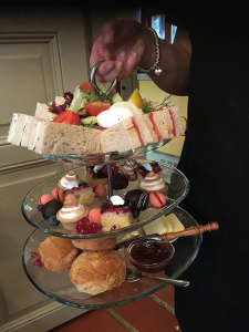 lesbo seksiä nuoren tytön kanssa